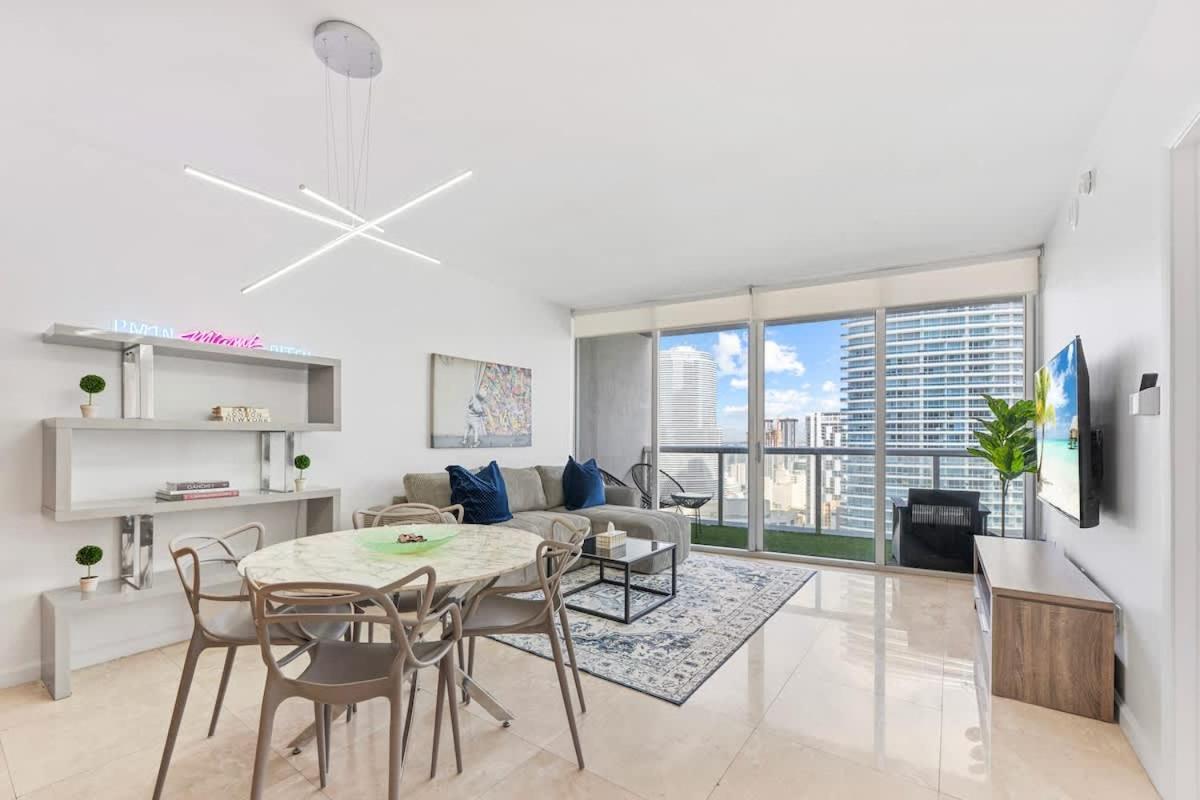 Penthouse Icon W Waterviews Balcony Brickell Holiday home Miami
