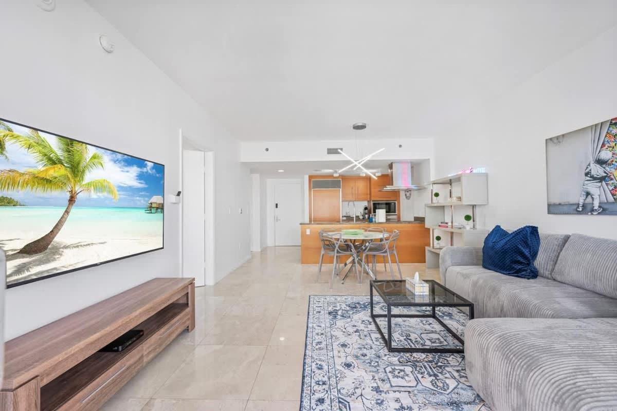 Holiday home Penthouse Icon W Waterviews Balcony Brickell Miami